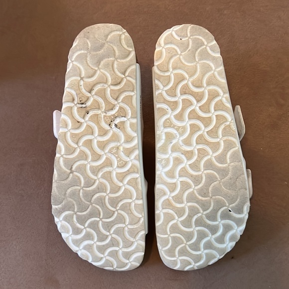 Birkenstock White Arizona Slide Shoe- Size 38 - Picture 8 of 13